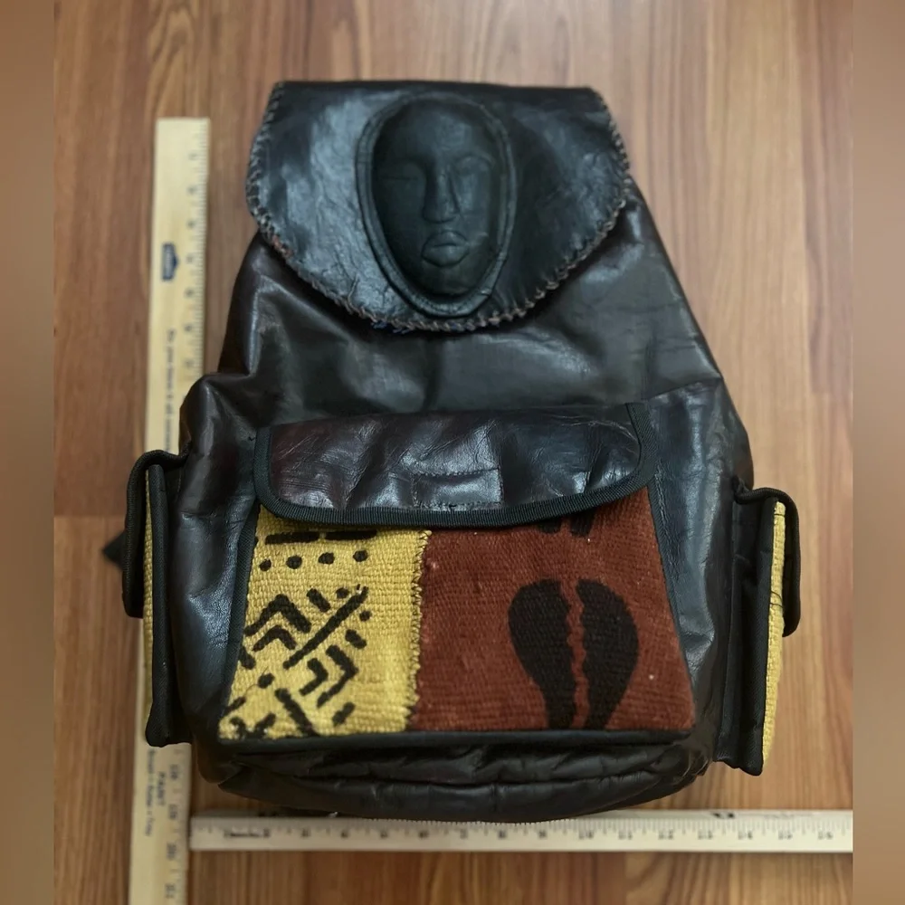 Backpack - Picture 6 of 7